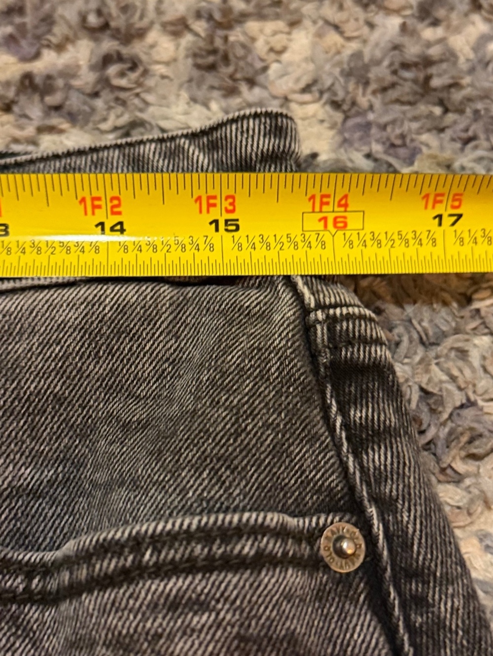 Old Navy Size 10 Black Acid Wash Raw Hem Denim Mini Skirt - Picture 5 of 6